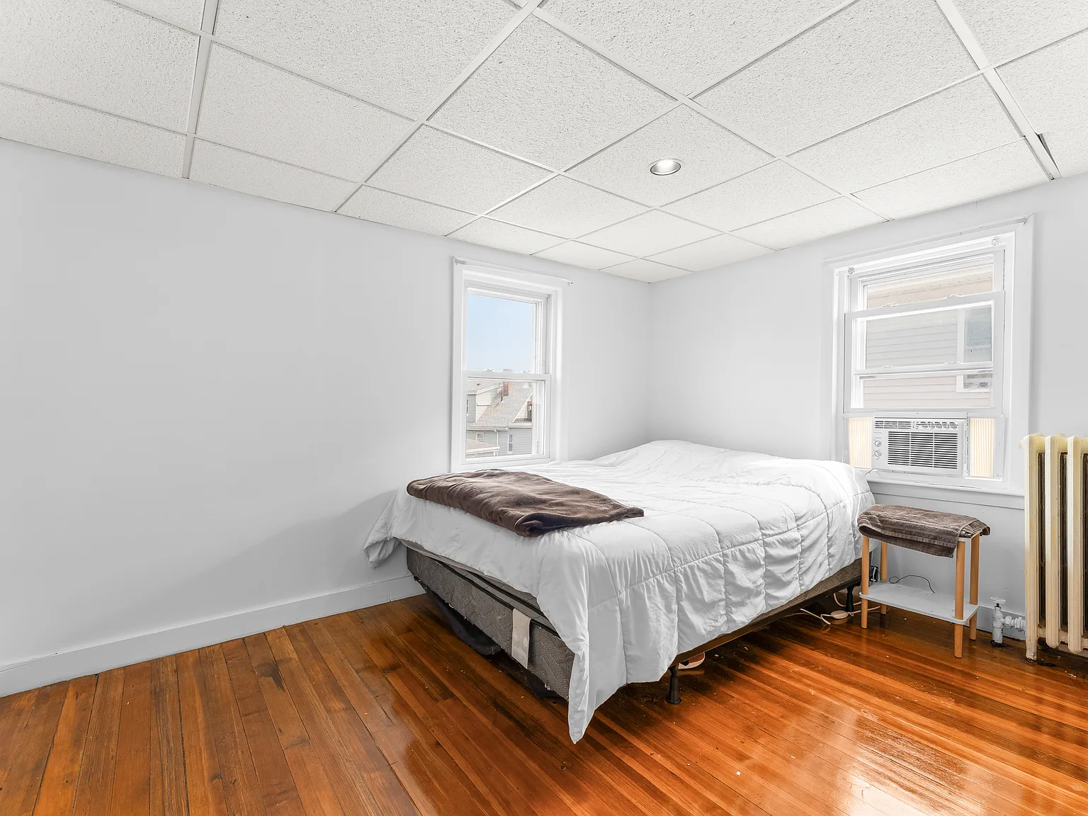 3 bed, 994 sqft, $3,100 — Photo 3