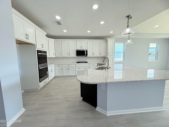 2nd image of 8459 Hang Loose Ct