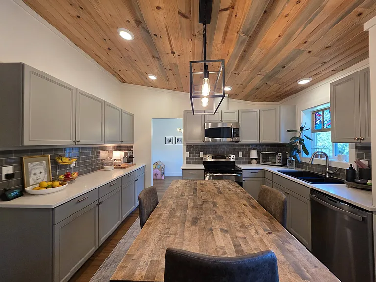 265 Joshua Rd — Photo 11