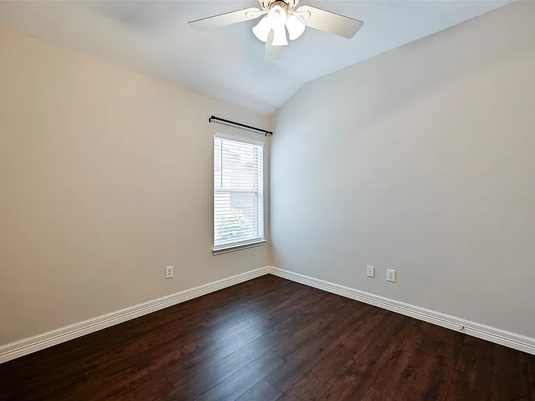 10947 Redstone Ct — Photo 7