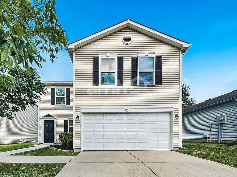 34 Frostwood Ln — Photo 1