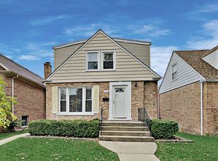 3744 N Pacific Ave, Chicago, IL