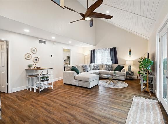 4th image of 18285 Cusachs Dr