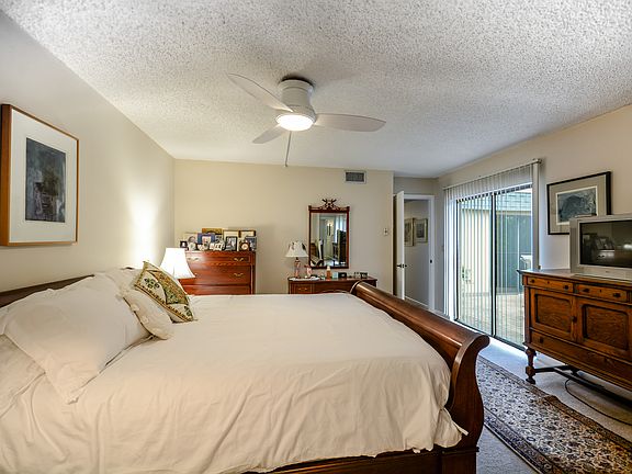 5th image of 66 Cedar Dunes Dr
