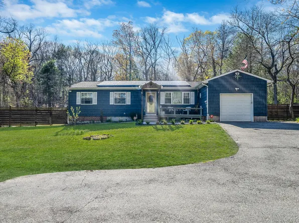 20 Middle Island Road, Middle Island, NY 11953