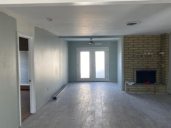 5th image of 40904 Camellia Dr