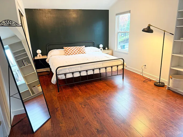 1239 Isis Ave — Photo 13