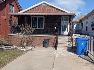 856 Pillette Rd, Windsor, ON N8Y3B5