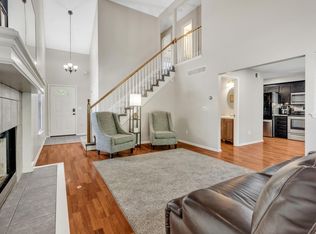 720 NE Swann Cir, Lees Summit, MO 64086