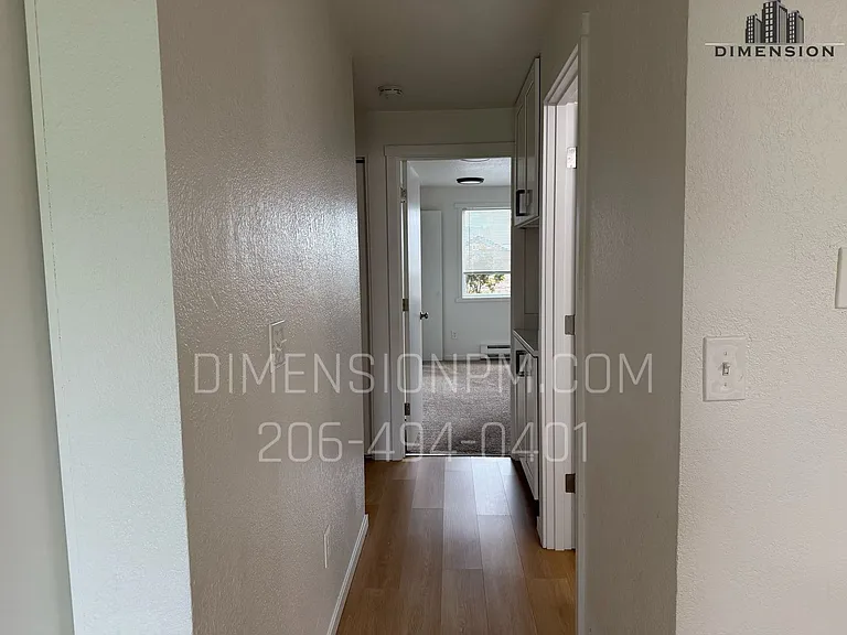 Apartment in Pacific! Easy to book Self Tours! — Photo 18