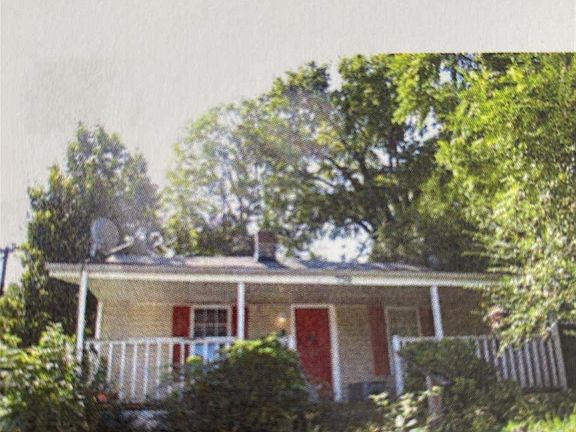 5th image of 750 Park St