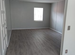 2125 Hyde Park Rd #18, Jacksonville, FL 32210