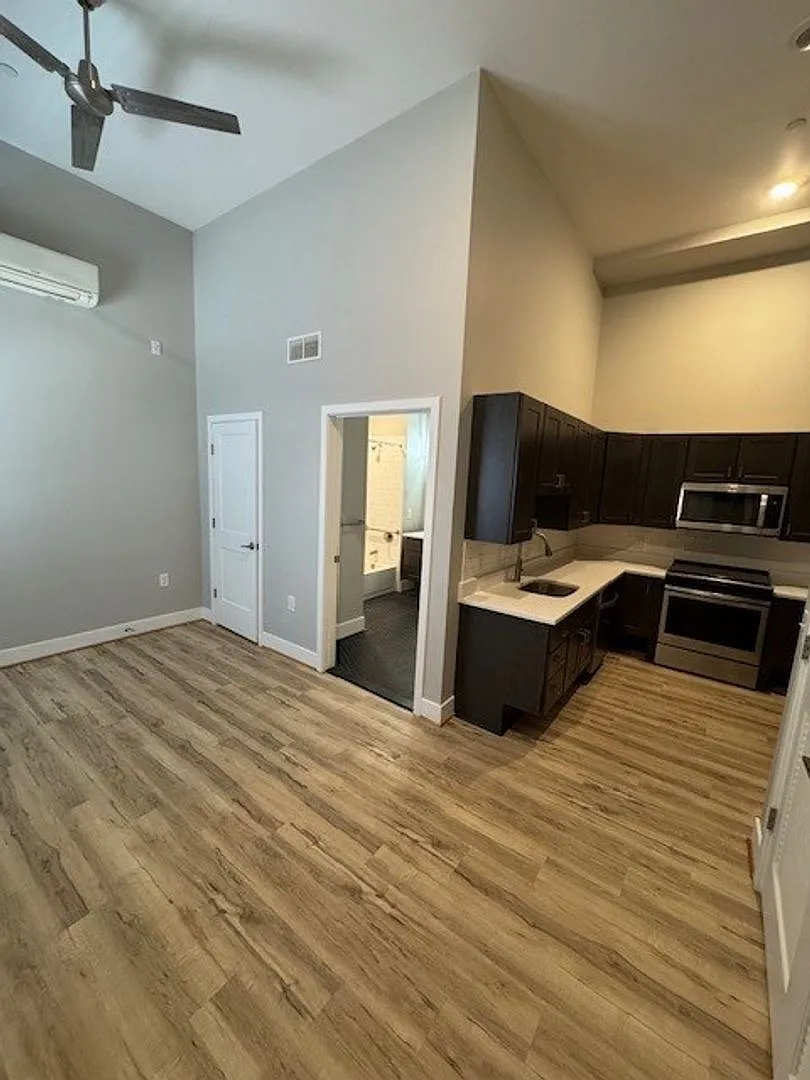 1817 Trenton, LLC — Photo 1