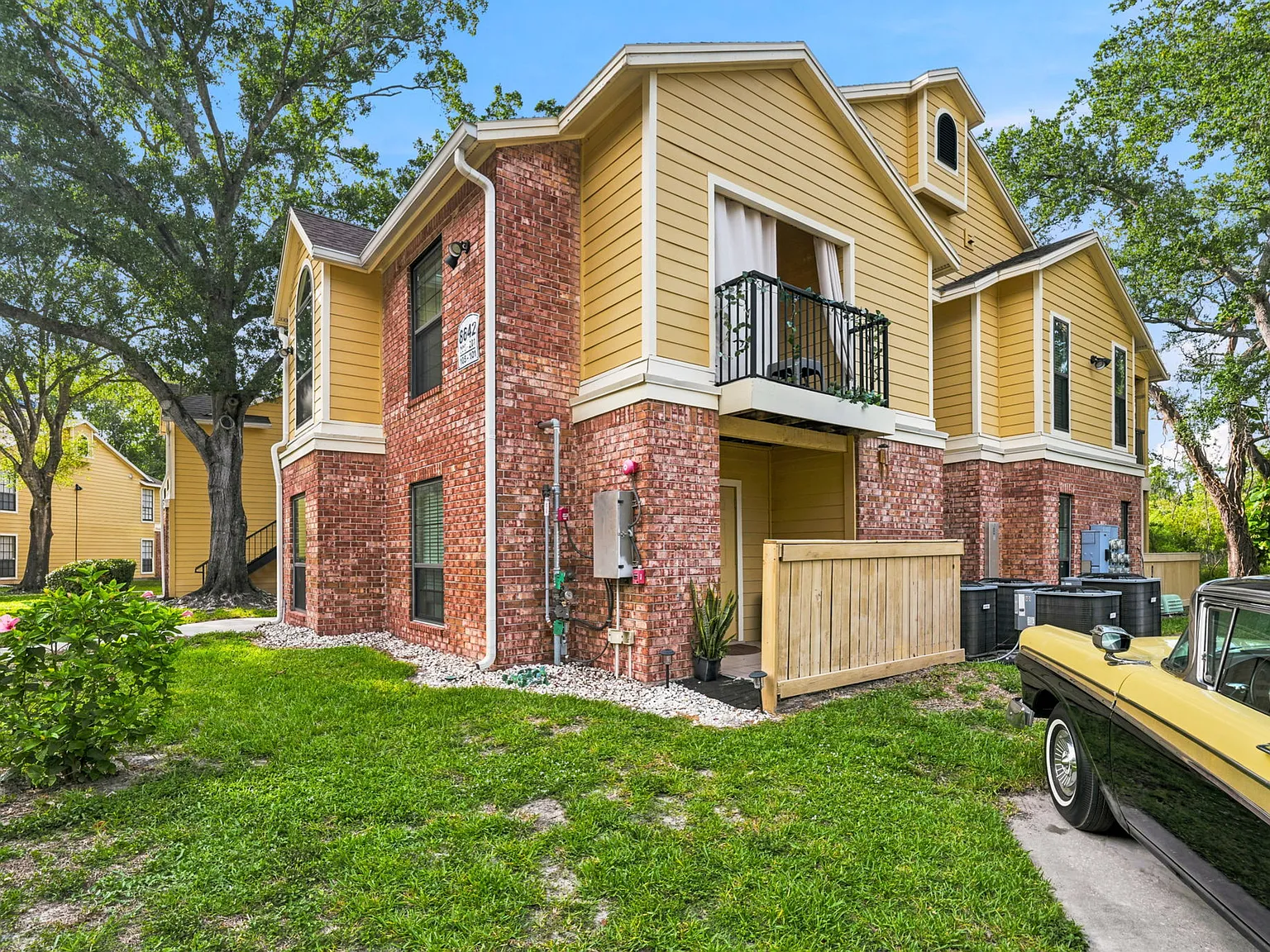 1 bed, 581 sqft, $1,325 — Photo 1