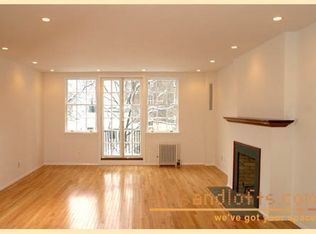 1867 Grove St, Flushing, NY 11385