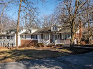 976 W Ridge Rd, Elizabethtown, PA 17022