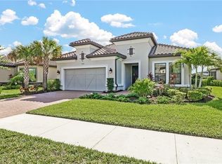9376 Terresina Dr, Naples, FL 34119
