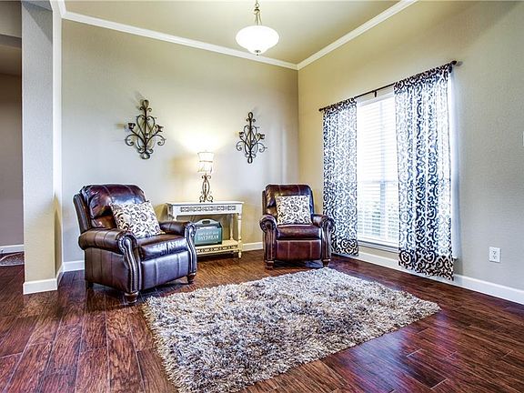 5th image of 1517 Desert Hills Dr
