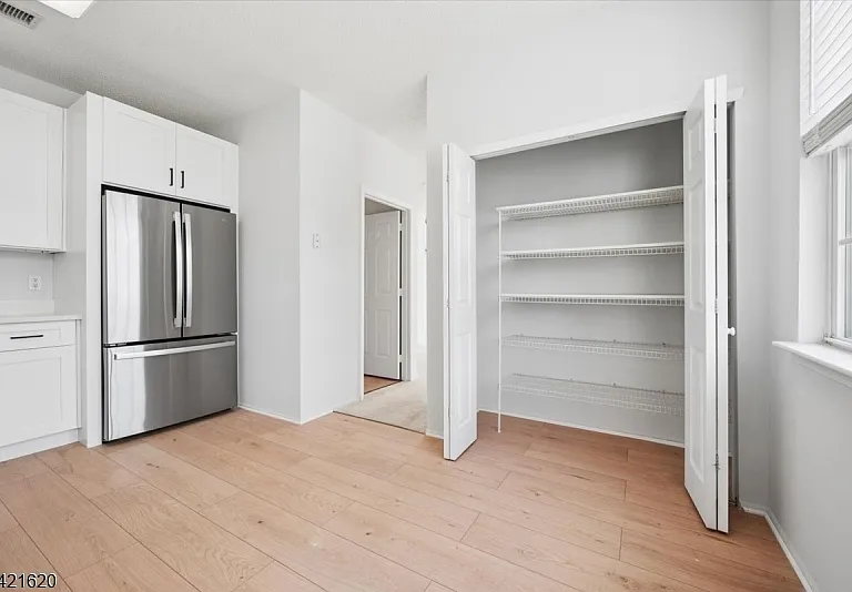 82 Hancock Dr — Photo 23