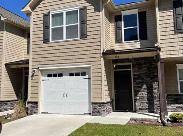 303 Glenellen Loop Rd, Midway Park, NC 28544