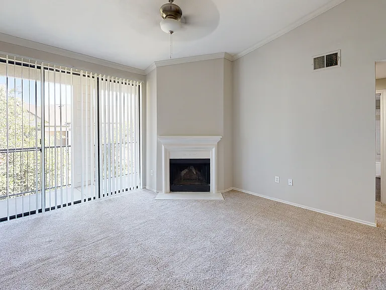 Lakeline Villas — Photo 109