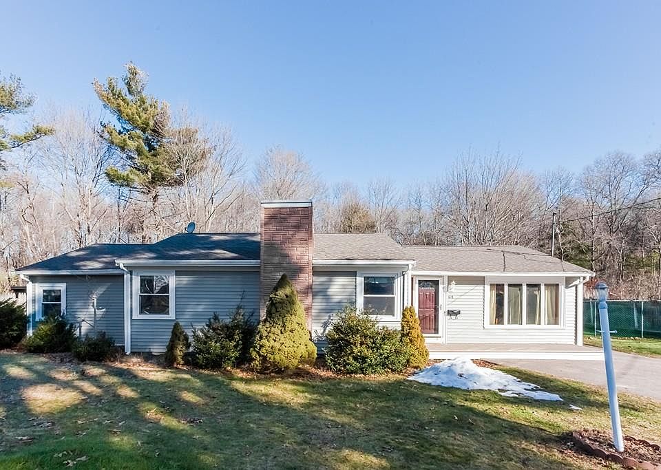 1st image of 64 Lantern Ln