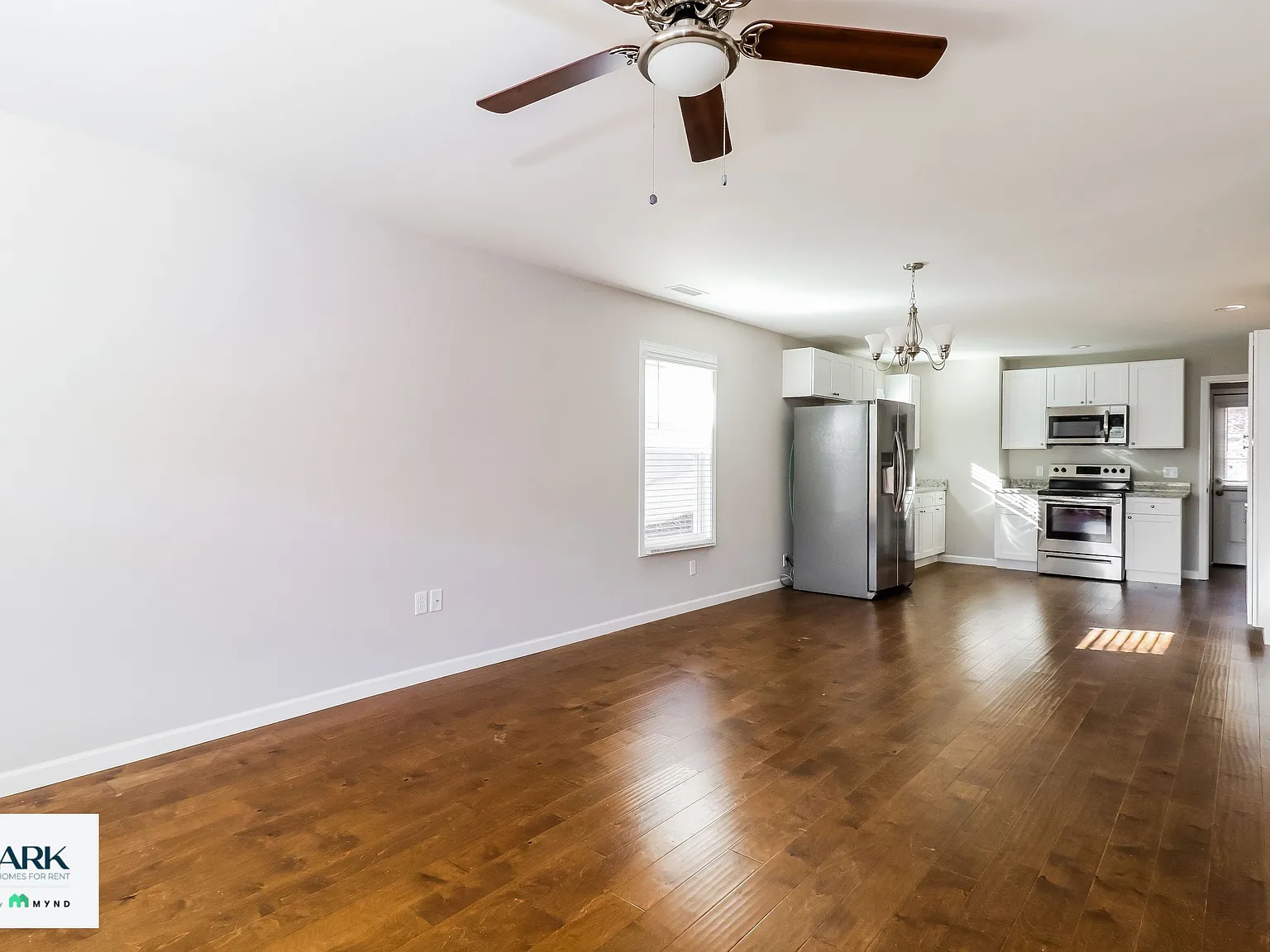 4 bed, 3.0 bath, 1746 sqft, $2,315 — Photo 2