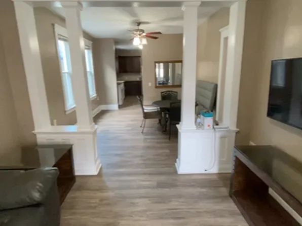 620 Grant St APT 2, Buffalo, NY 14213