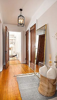 4th image of 144 E 36th St #1