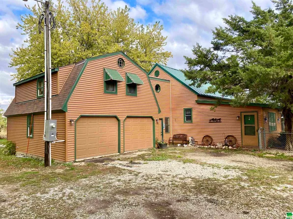 239 580th St, Alta, IA 51002