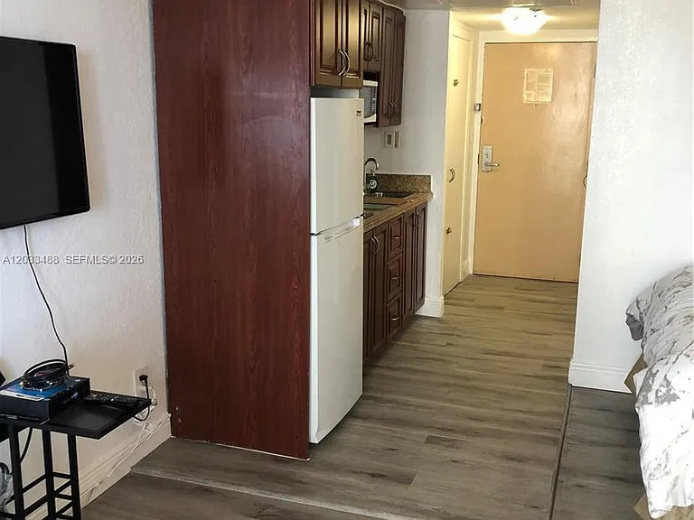 19201 Collins Ave #806 — Photo 11