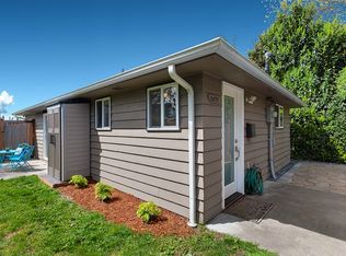 3827 53rd Ave SW, Seattle, WA 98116