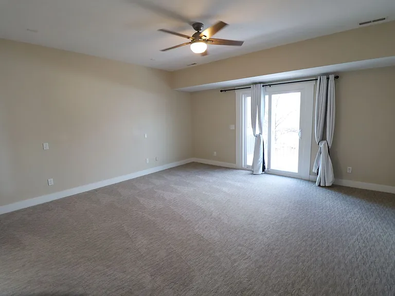 429 N 1340 E — Photo 18