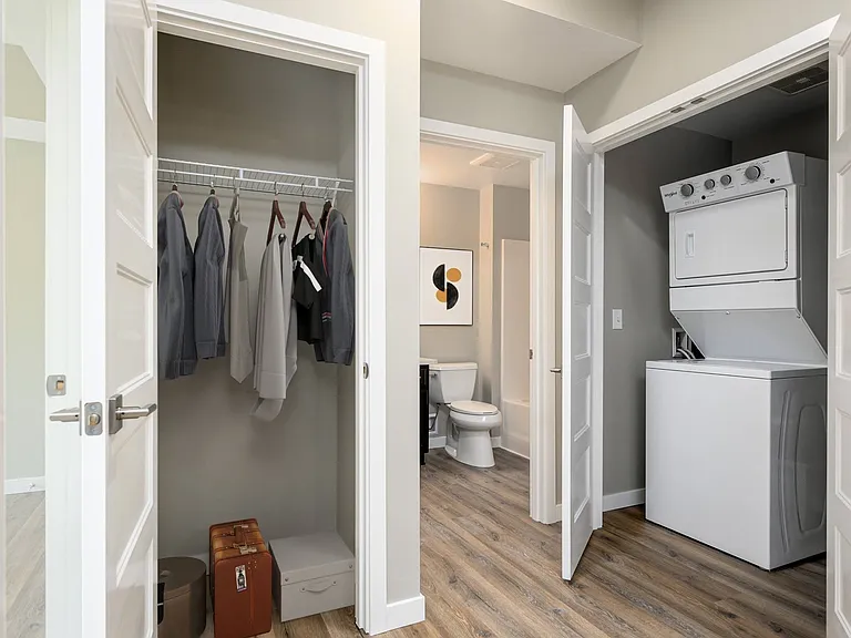 1 Bedroom 1 Bathroom
