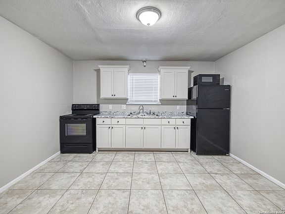 5th image of 640 ROACH ST