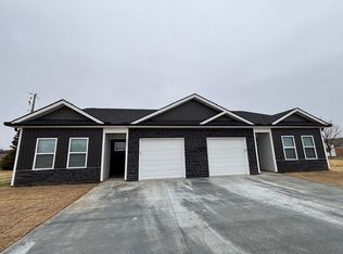 804/806 Berry Rd, Boiling Springs, SC 29316