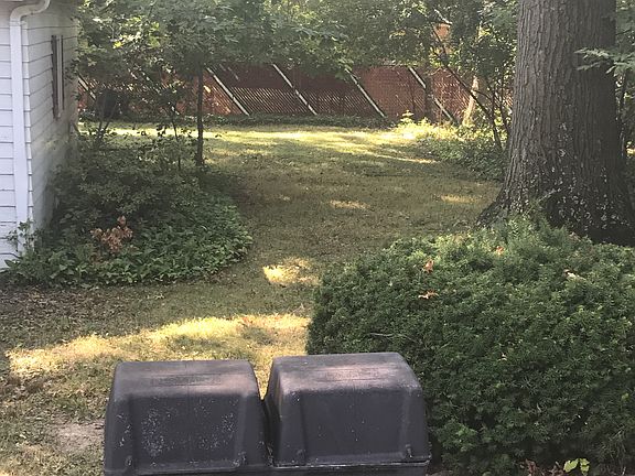 4th image of 954 Chelston Ave