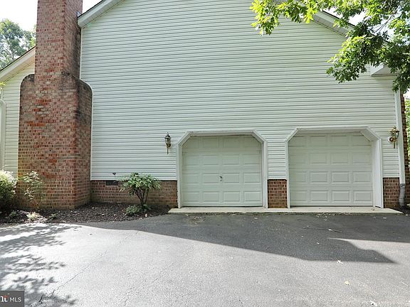 4th image of 1014 Suffolk Dr