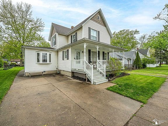 3rd image of 12747 Matthews St