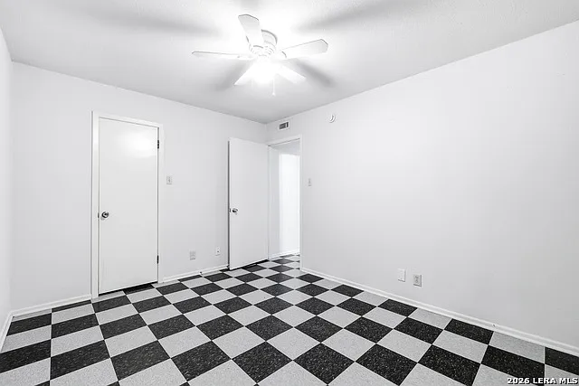 3407 Sugarhill Dr — Photo 18