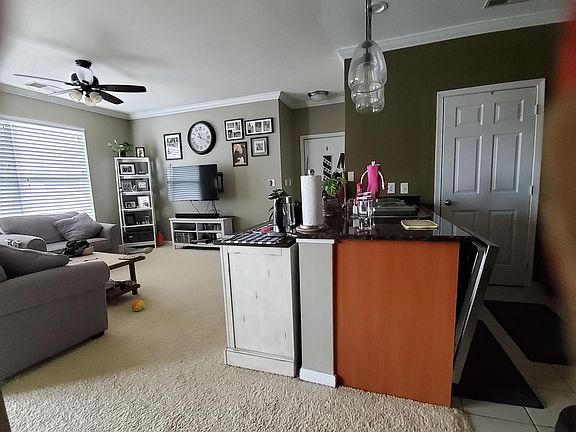 4th image of 4401 Weatherington Ln Unit 404