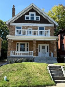 2025 Burnet Ave, Cincinnati, OH, 45219