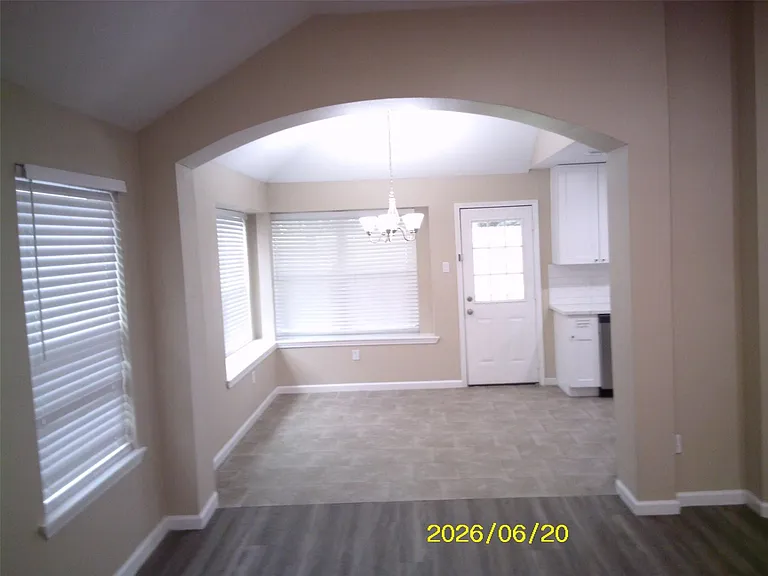 18327 Campbellford Dr — Photo 2