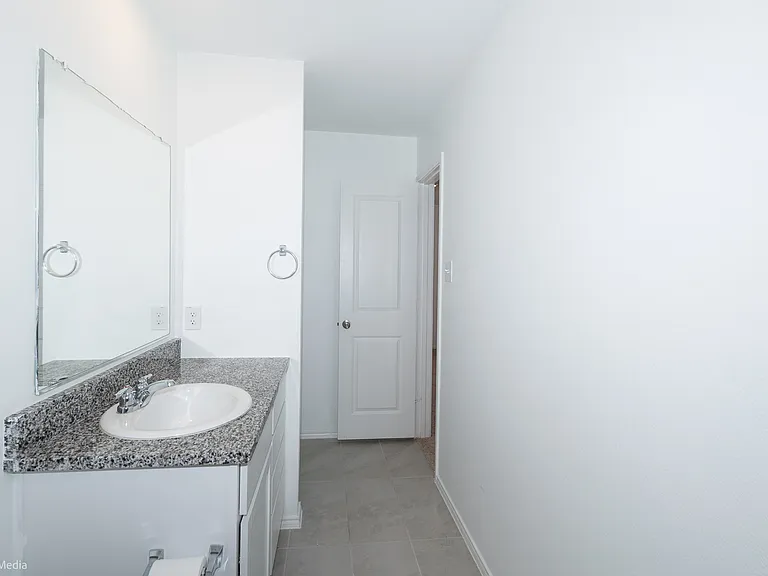6638 Loy Dr — Photo 23