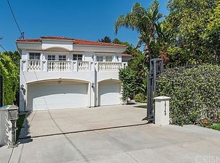 15143 Greenleaf St, Sherman Oaks, CA 91403