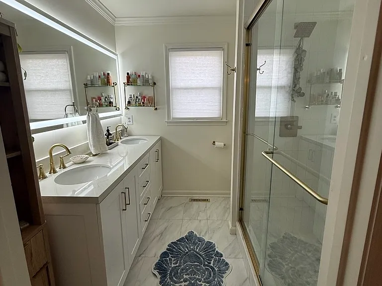 619 Chesterfield Cir — Photo 17
