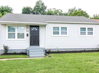 5216 Broadmoor Blvd, Louisville, KY 40218