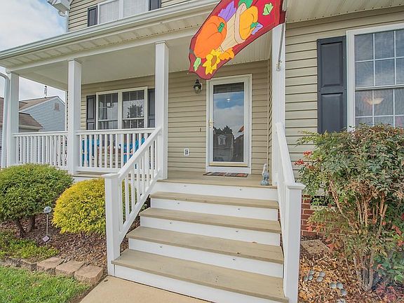 3rd image of 8309 Shane Edmonds Ln