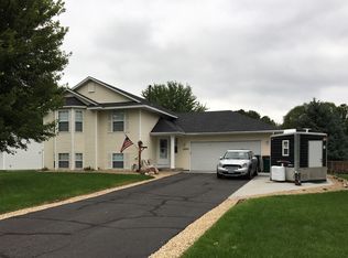 12253 Baltimore Ct NE, Blaine, MN 55449