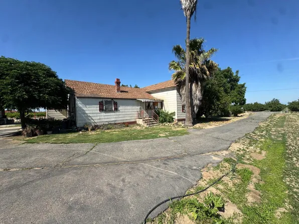8138 S Kenneth Ave, Fowler, CA 93625